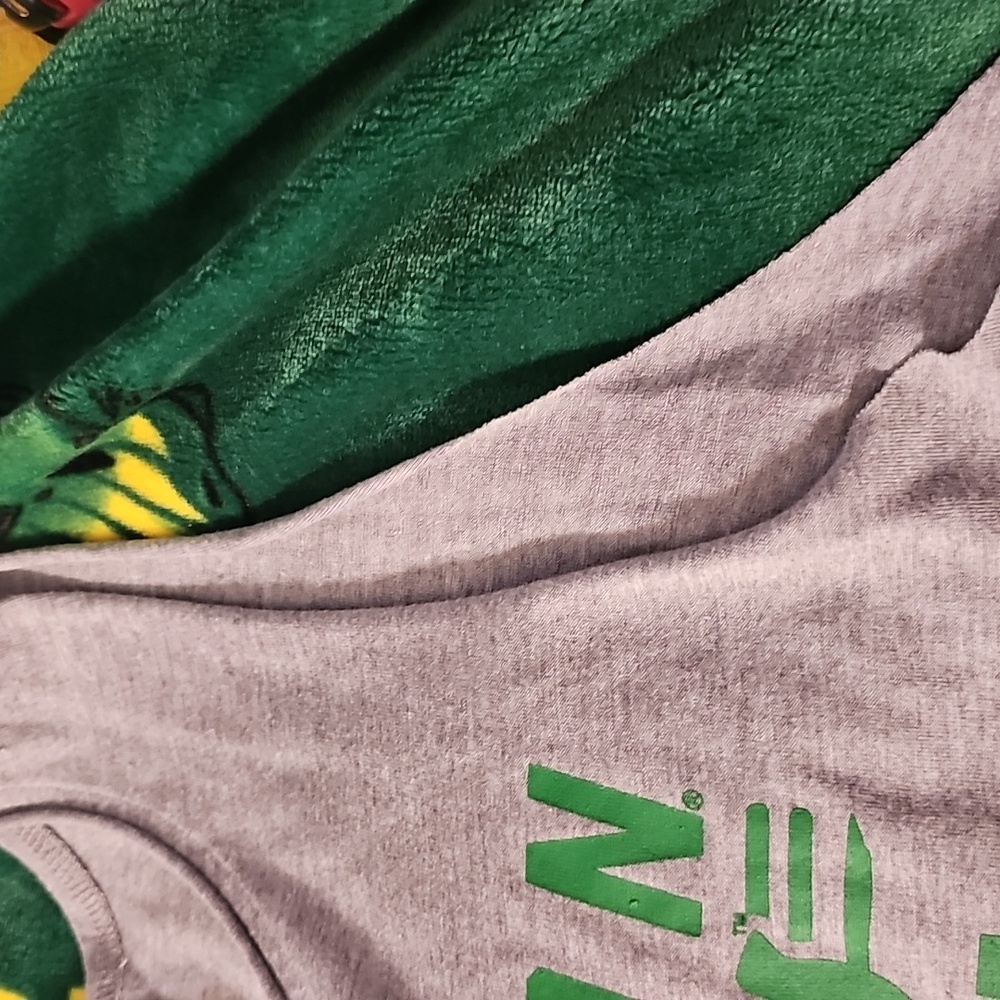Oregon Ducks Gray Crop Top Size M - Picture 5 of 5